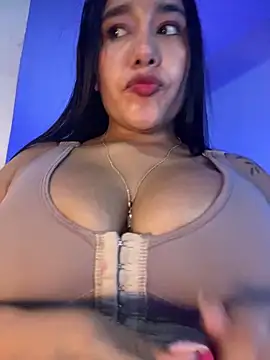 Snapshot of mis-violetha chatting on 16, 5, 2026 mis-violetha online show from 16, 5, 2026