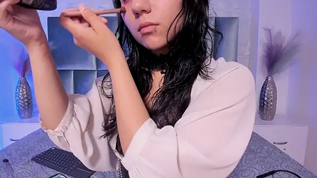 Snapshot of HollyPeach chatting on 15, 7, 2026 HollyPeach online show from 15, 7, 2026