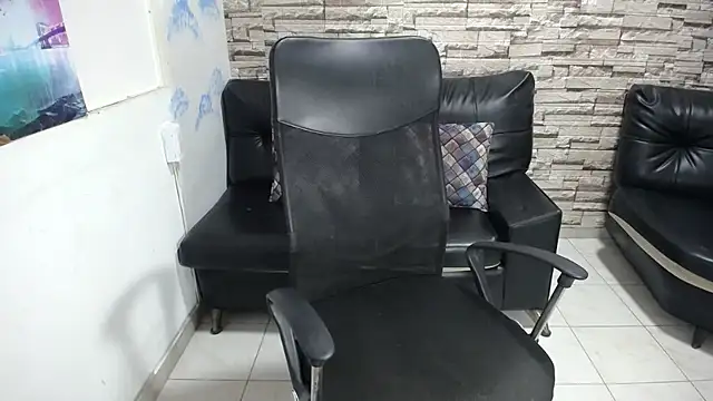 rom weasley online show from 17, 10, 2025