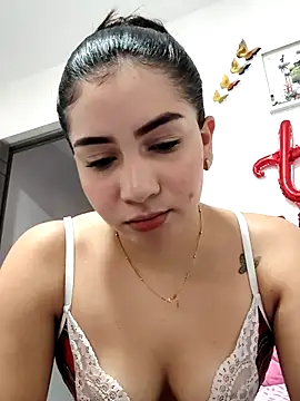 sophia salazar18 online show from 18, 10, 2025