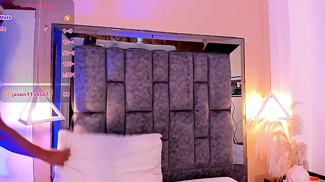 SofiRuiz  online show from 21, 12, 2025