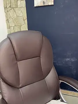  Isabella 1 online show from 28, 10, 2025