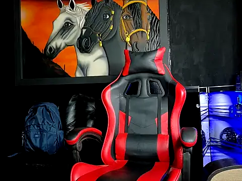 Molotov Explosive online show from 22, 12, 2025