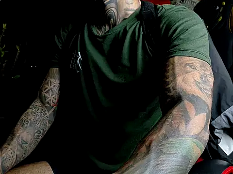 Snapshot of Molotov_Explosive chatting on 15, 2, 2026 Molotov Explosive online show from 15, 2, 2026