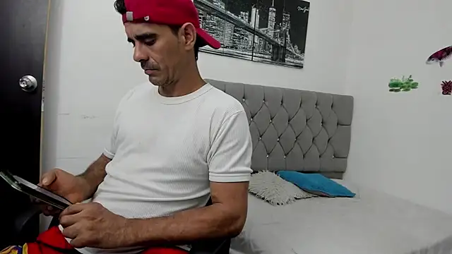 Sofi And Santy online show from 29, 3, 2026