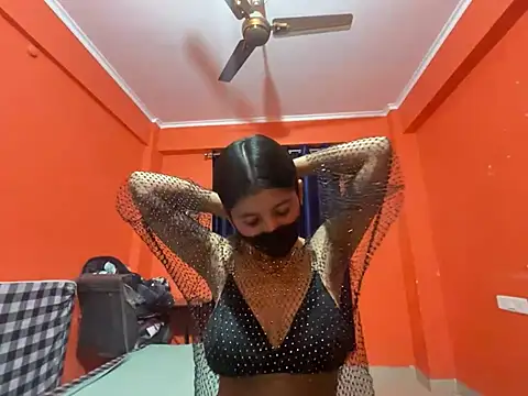 HOT HONEY10 online show from 16, 2, 2026