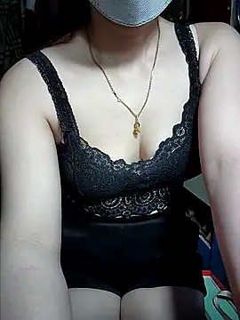 LeanaLy online show from 17, 10, 2025