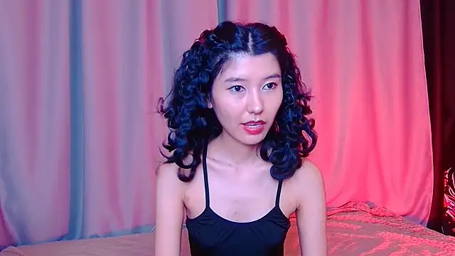 Snapshot of sunarinsun chatting on 14, 11, 2025 sunarinsun online show from 14, 11, 2025