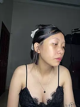 linh-lan1 online show from 3, 7, 2026