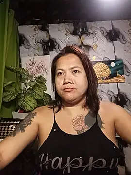 trishacummerts online show from 18, 7, 2026