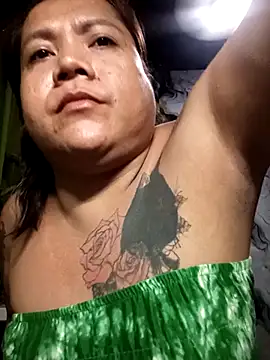 trishacummerts online show from 19, 7, 2026