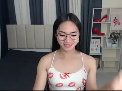 PetiteAsianMarian online show from 21, 10, 2025