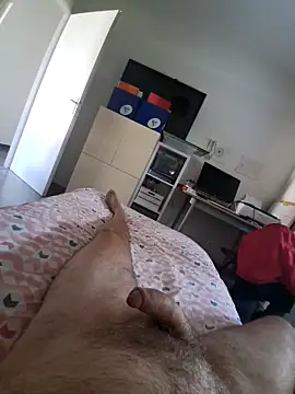 Snapshot of nico33000a chatting on 14, 10, 2025 nico33000a online show from 14, 10, 2025