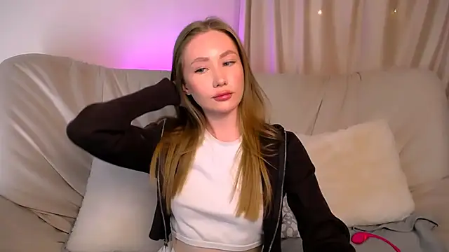EllyColins online show from 26, 5, 2026