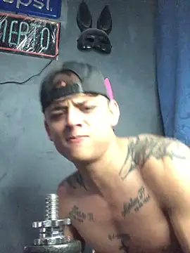 Snapshot of Cute_curious chatting on 15, 10, 2025 Cute curious online show from 15, 10, 2025