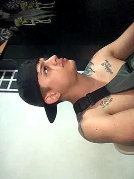 Snapshot of Cute_curious chatting on 17, 10, 2025 Cute curious online show from 17, 10, 2025