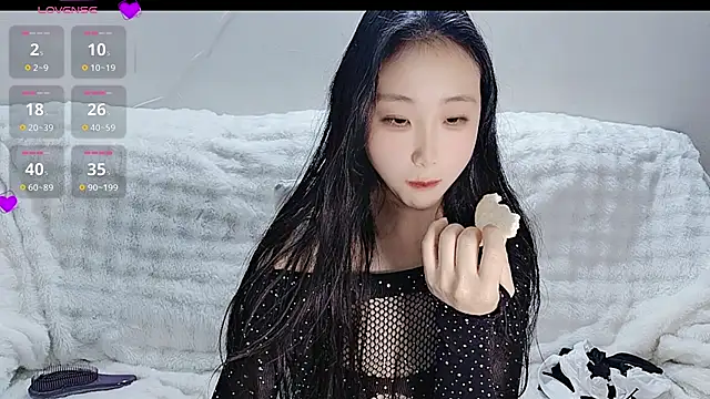 Snapshot of hyp0crite chatting on 18, 3, 2026 hyp0crite online show from 18, 3, 2026