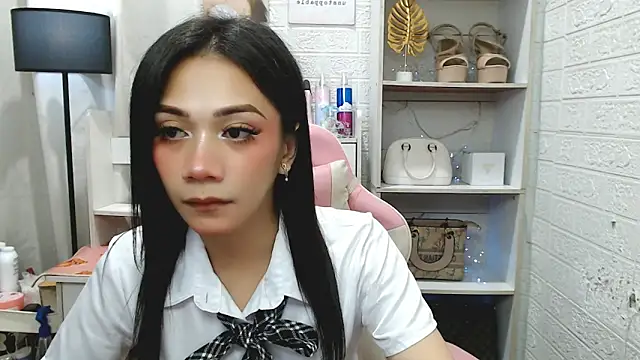 savie exotict online show from 13, 10, 2025