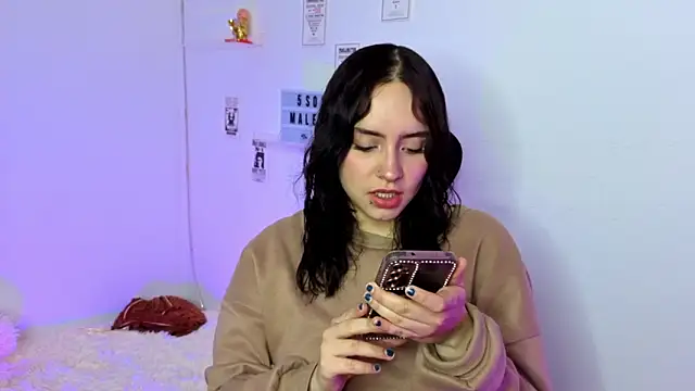 Emily Lindey online show from 18, 2, 2026