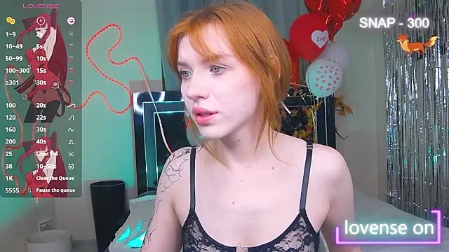 Snapshot of MeganNewCat chatting on 4, 3, 2026 MeganNewCat online show from 4, 3, 2026