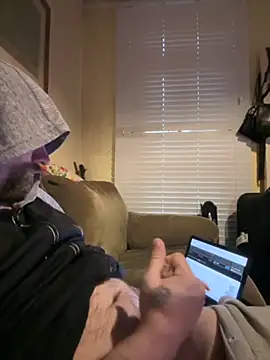 Otis Firefly online show from 18, 10, 2025