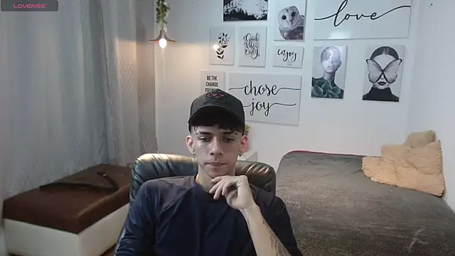 AmethystShadow17 online show from 20, 11, 2025