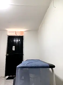 Snapshot of lorenzo-198 chatting on 30, 10, 2025 lorenzo-198 online show from 30, 10, 2025