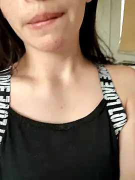 Snapshot of Excitedcouple06 chatting on 3, 11, 2025 Excitedcouple06 online show from 3, 11, 2025