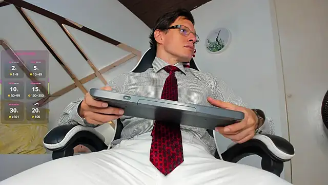 Snapshot of Justin_valverde chatting on 23, 12, 2025 Justin valverde online show from 23, 12, 2025