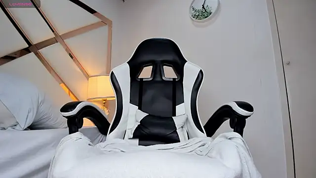 Justin valverde online show from 7, 4, 2026