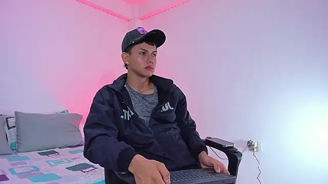 Axel Cody  online show from 28, 10, 2025