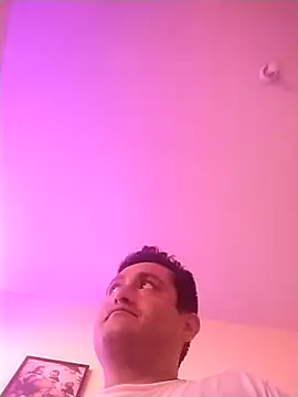 checheludo23 online show from 15, 4, 2026