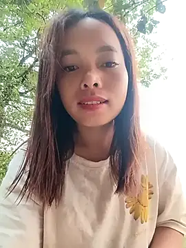 Nguyet2k4 online show from 12, 4, 2026