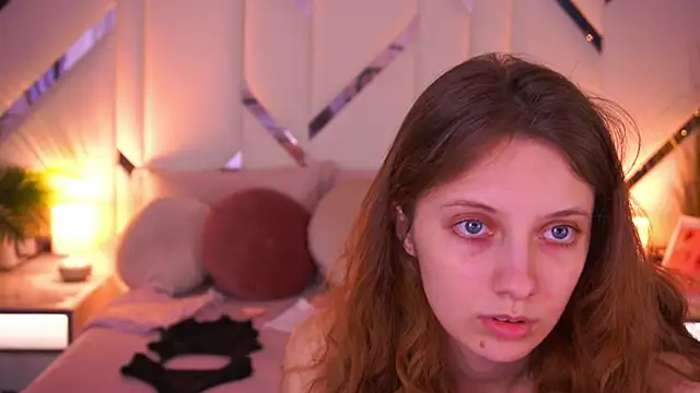 CuteeFoxy online show from 16, 3, 2026