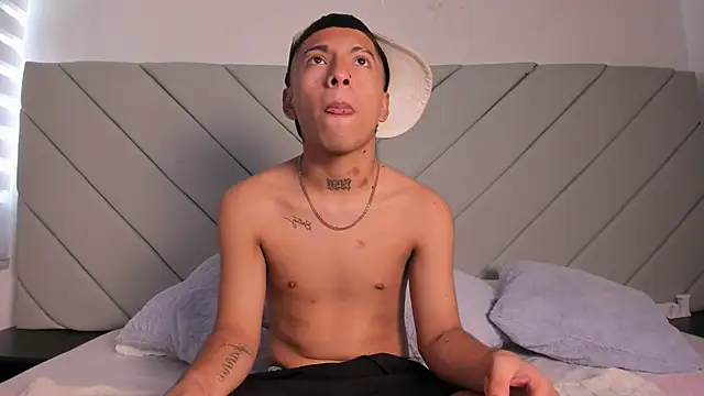 little kris1 online show from 15, 10, 2025