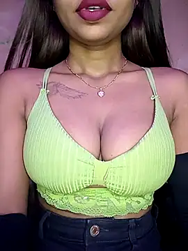 Strip Hotty242 online show from 2, 7, 2026
