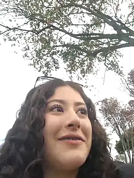 Sasha and Lena outdoors online show from 14, 10, 2025