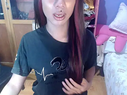 Snapshot of Yourasianbabyemma chatting on 3, 5, 2026 Yourasianbabyemma online show from 3, 5, 2026