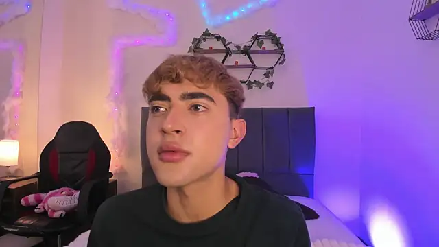 JustinCastiblanco online show from 4, 12, 2025