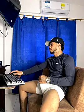 Kylian Alessandro online show from 2, 11, 2025