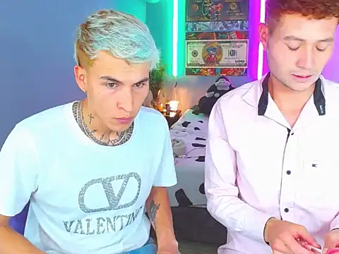 Snapshot of Latin_boysxxxx chatting on 29, 10, 2025 Latin boysxxxx online show from 29, 10, 2025