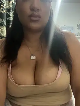 CocoRaexx online show from 19, 10, 2025