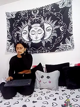 abby n emily online show from 23, 10, 2025