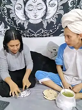 abby n emily online show from 11, 7, 2026