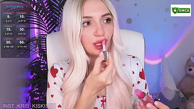 Snapshot of cute_cake chatting on 15, 12, 2025 cute cake online show from 15, 12, 2025