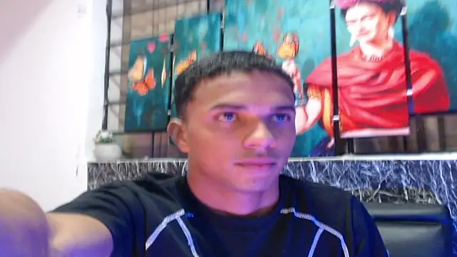 Natan Latino online show from 13, 4, 2026