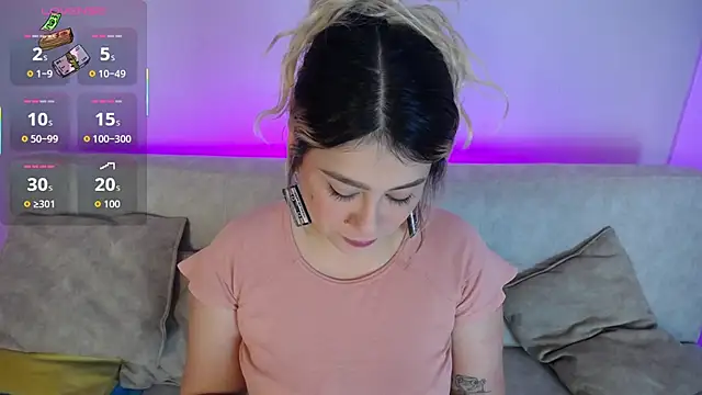 Snapshot of Sweet_Bella_Valery chatting on 15, 1, 2026 Sweet Bella Valery online show from 15, 1, 2026