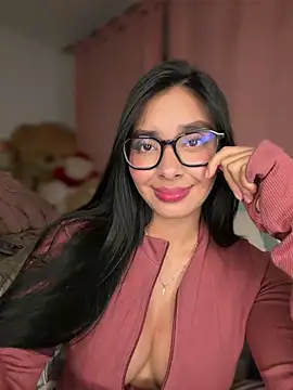 MiaSofia   online show from 7, 6, 2026