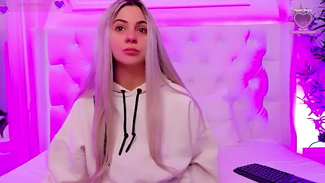 AriannaSins online show from 2, 4, 2026