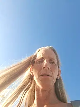 Snapshot of Cheryl_F chatting on 9, 7, 2026 Cheryl F online show from 9, 7, 2026